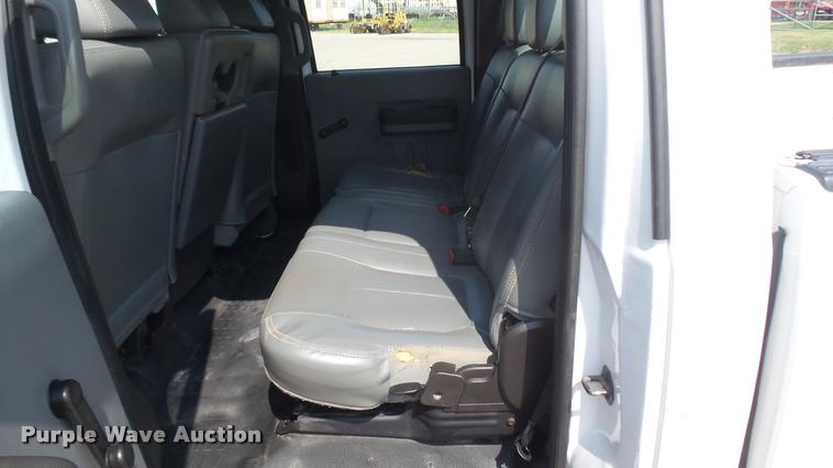 image for item L2302 2012 Ford F250 Super Duty Crew Cab pickup truck