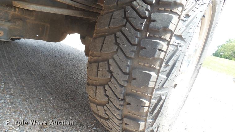 image for item L2302 2012 Ford F250 Super Duty Crew Cab pickup truck