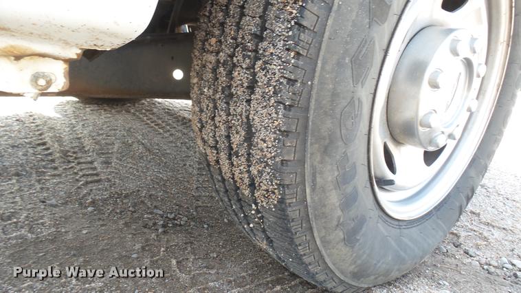 image for item L2302 2012 Ford F250 Super Duty Crew Cab pickup truck