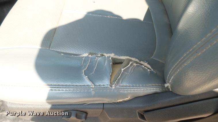 image for item L2302 2012 Ford F250 Super Duty Crew Cab pickup truck