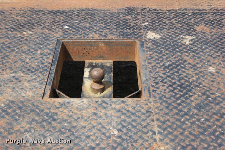 image for item L3210 Cadel flatbed