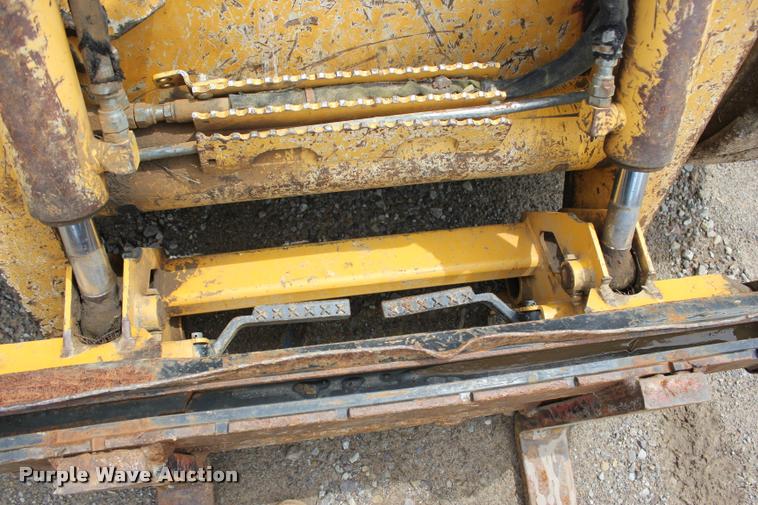 image for item L3211 2008 John Deere 332 skid steer