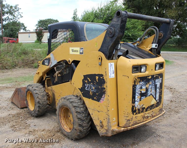 image for item L3213 2010 Caterpillar 272C skid steer