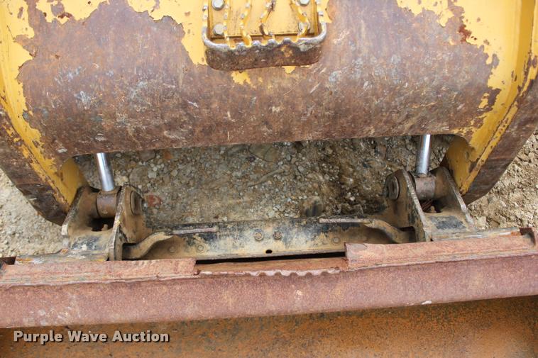 image for item L3213 2010 Caterpillar 272C skid steer