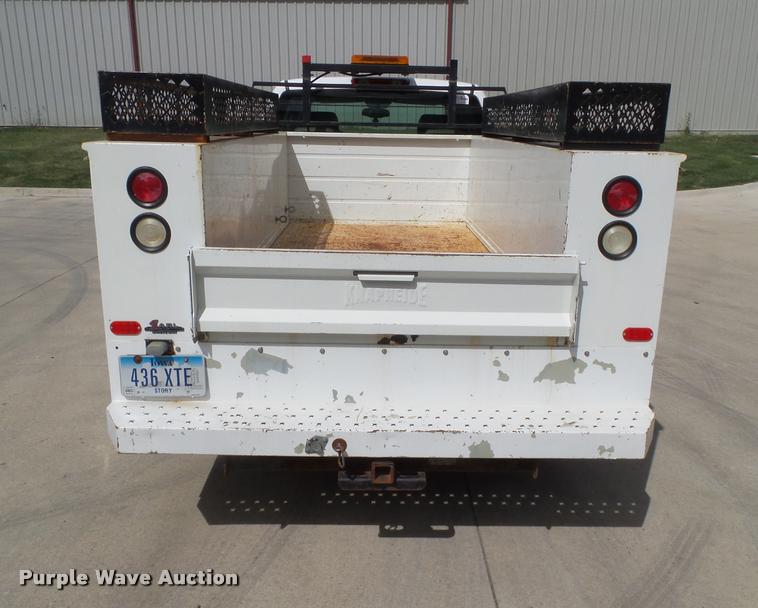 image for item L5632 2008 Chevrolet Silverado K2500HD Ext. Cab utility bed pickup truck