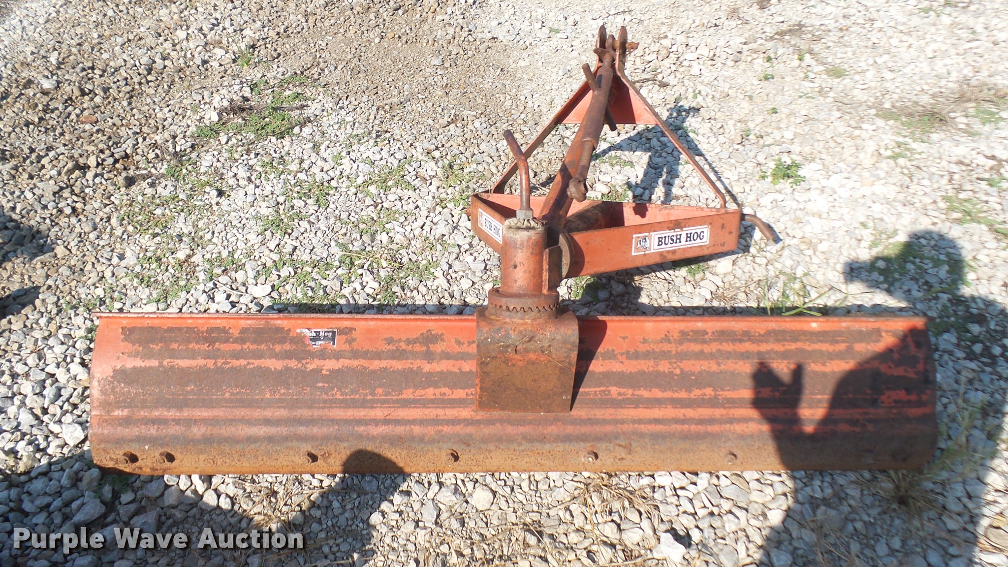 Bush Hog blade in Gridley, KS Item DR9252 sold Purple Wave