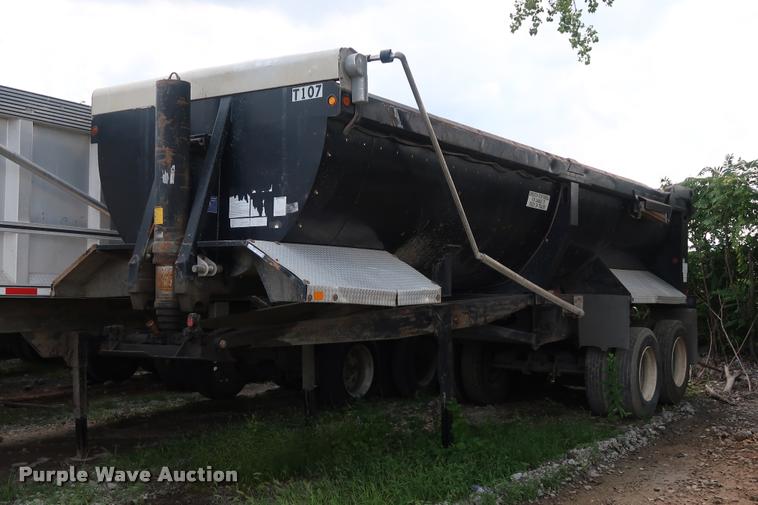 image for item BV9164 2007 Clement end dump trailer