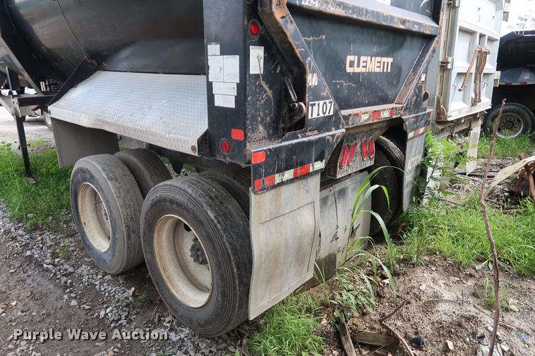 image for item BV9164 2007 Clement end dump trailer