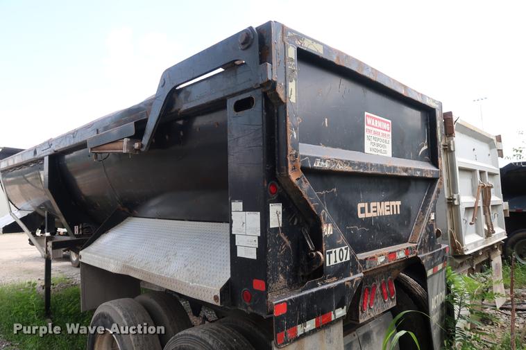 image for item BV9164 2007 Clement end dump trailer