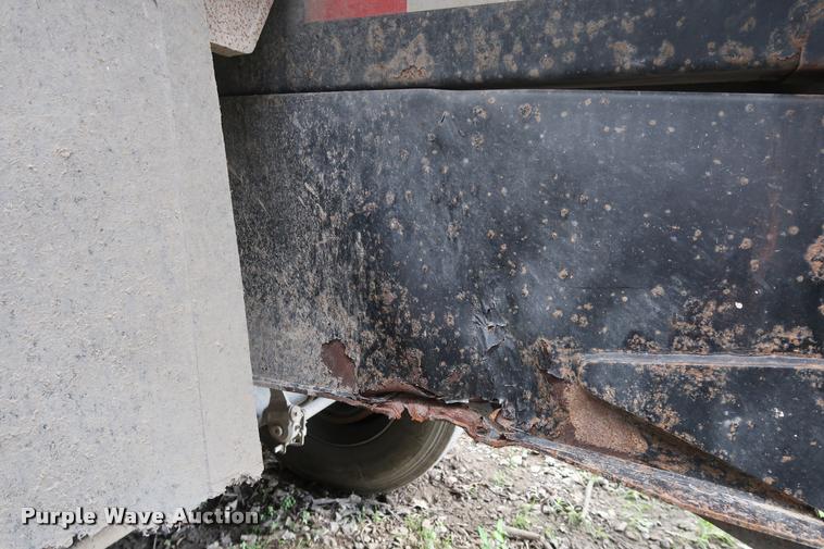 image for item BV9164 2007 Clement end dump trailer