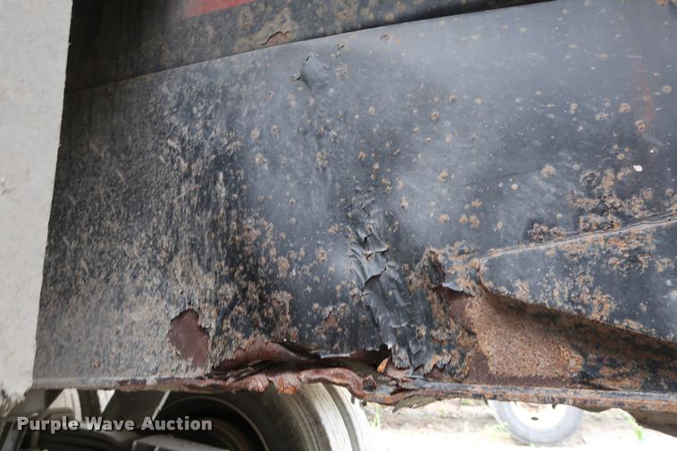 image for item BV9164 2007 Clement end dump trailer