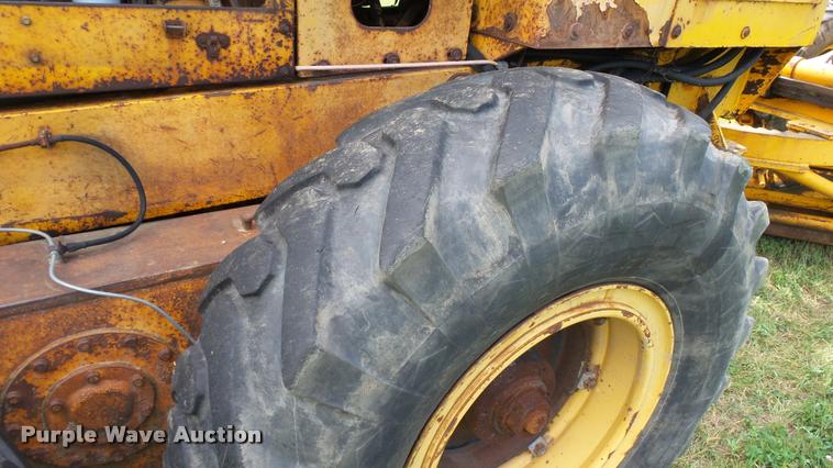 image for item DA1108 Galion T500L rigid frame motor grader