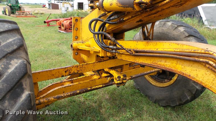 image for item DA1108 Galion T500L rigid frame motor grader