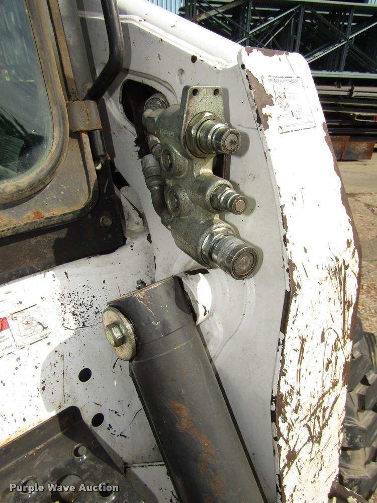 image for item DA3092 2006 Bobcat S250 skid steer