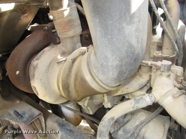 image for item DA3117 1985 Ford LNT9000 semi truck