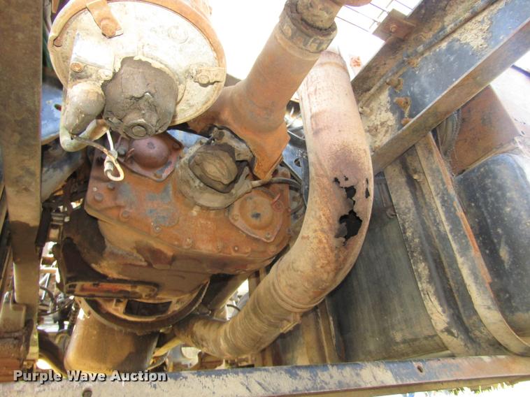 image for item DA3117 1985 Ford LNT9000 semi truck