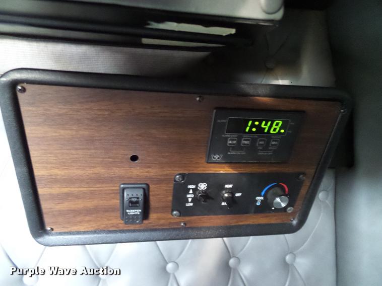 image for item DA6867 2000 Western Star 4964EX semi truck