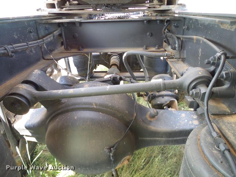 image for item DA6867 2000 Western Star 4964EX semi truck