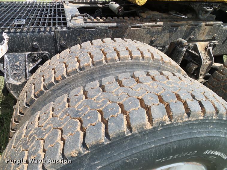 image for item DA6867 2000 Western Star 4964EX semi truck