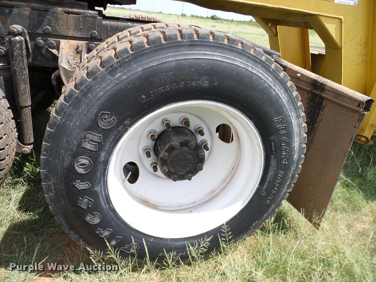 image for item DA6867 2000 Western Star 4964EX semi truck