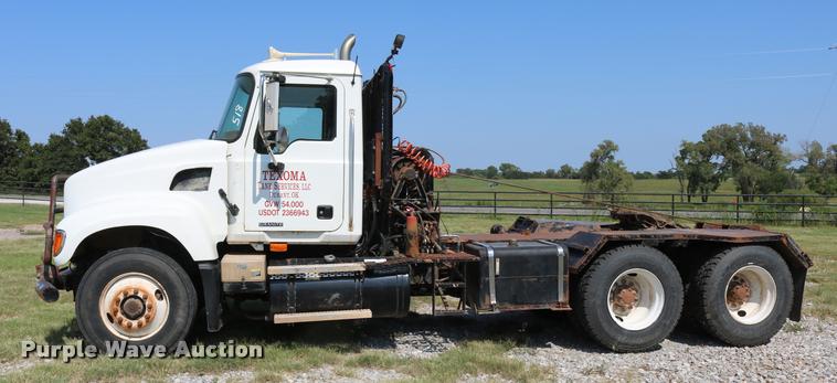 image for item DA6870 2004 Mack CV713 Granite semi truck