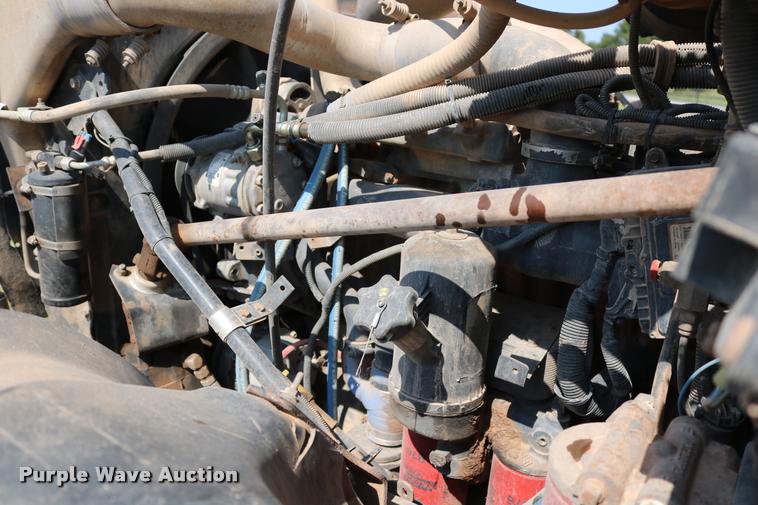 image for item DA6870 2004 Mack CV713 Granite semi truck