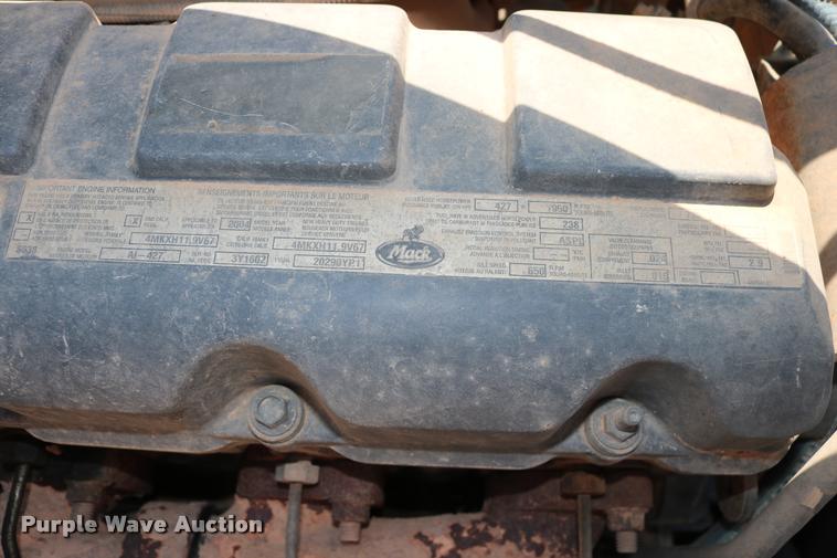 image for item DA6870 2004 Mack CV713 Granite semi truck