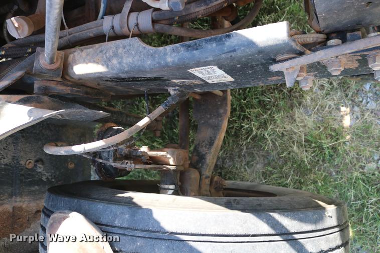 image for item DA6870 2004 Mack CV713 Granite semi truck