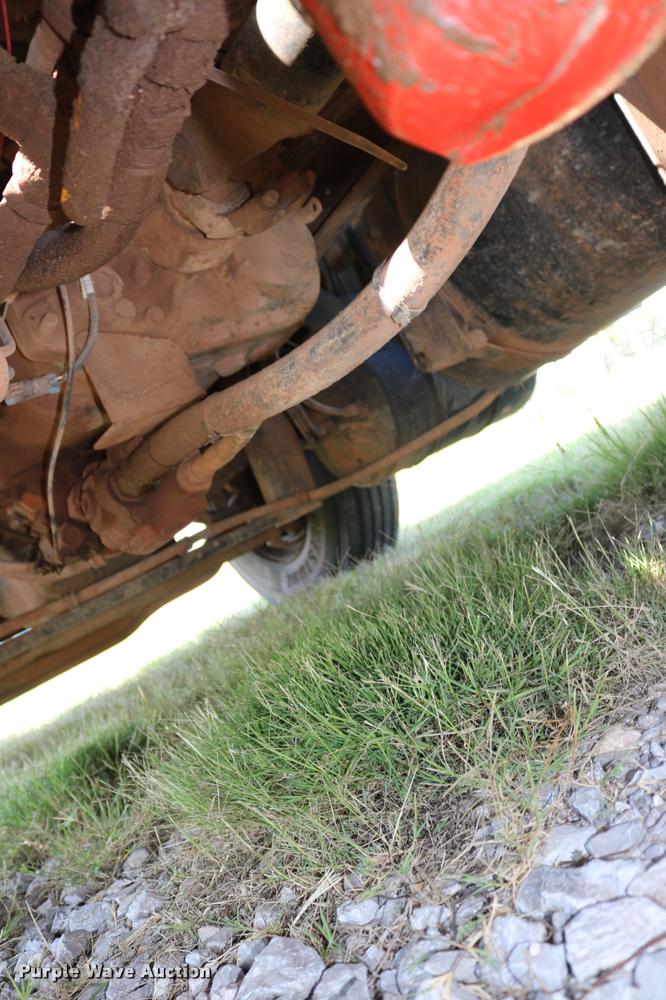 image for item DA6870 2004 Mack CV713 Granite semi truck