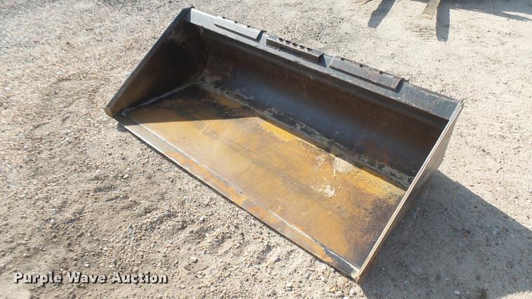 image for item DB3429 1999 New Holland LX665 skid steer