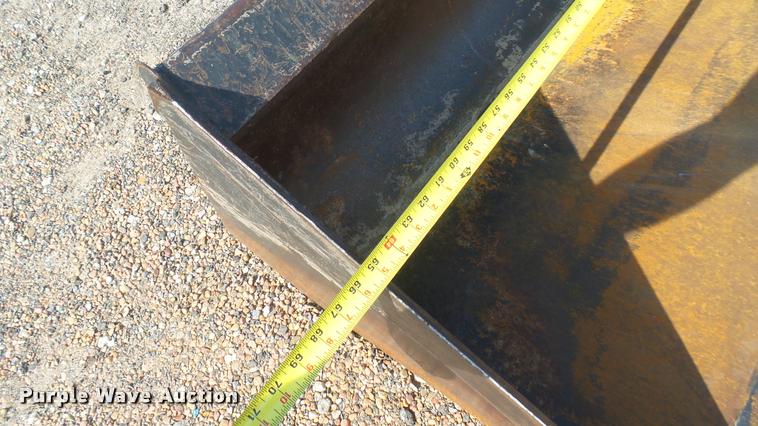 image for item DB3429 1999 New Holland LX665 skid steer