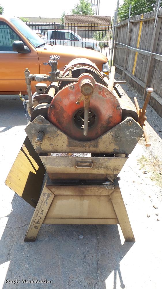 image for item DB3467 Toledo pipe threader