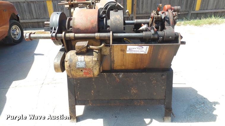 image for item DB3469 Toledo 1-2-4 pipe threader