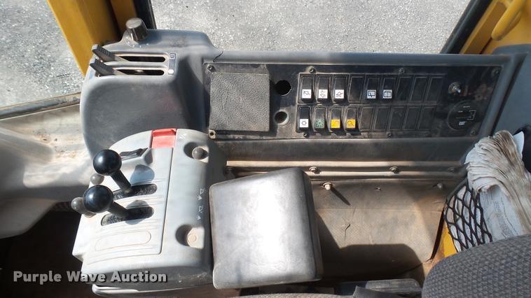 image for item DB3474 2005 Volvo L60E wheel loader