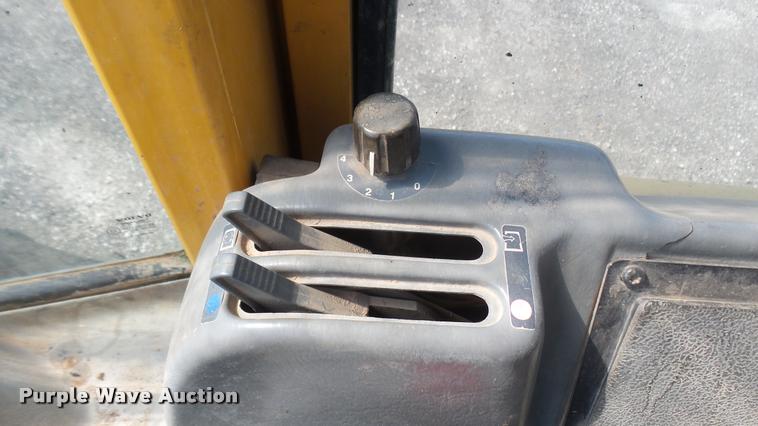 image for item DB3474 2005 Volvo L60E wheel loader