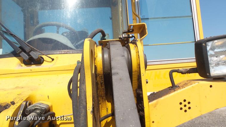 image for item DB3474 2005 Volvo L60E wheel loader