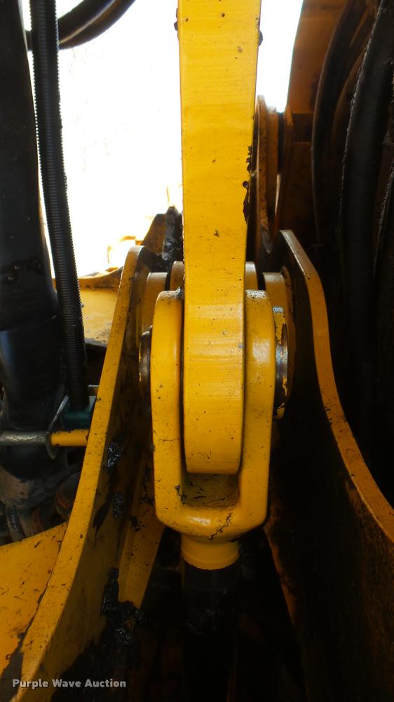 image for item DB3474 2005 Volvo L60E wheel loader