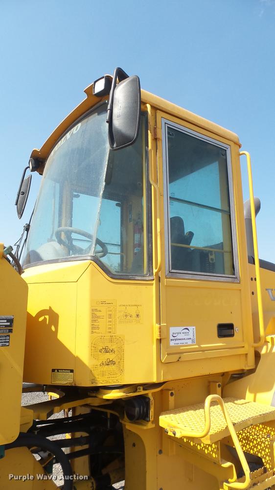 image for item DB3474 2005 Volvo L60E wheel loader