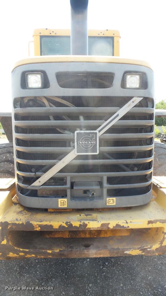 image for item DB3474 2005 Volvo L60E wheel loader