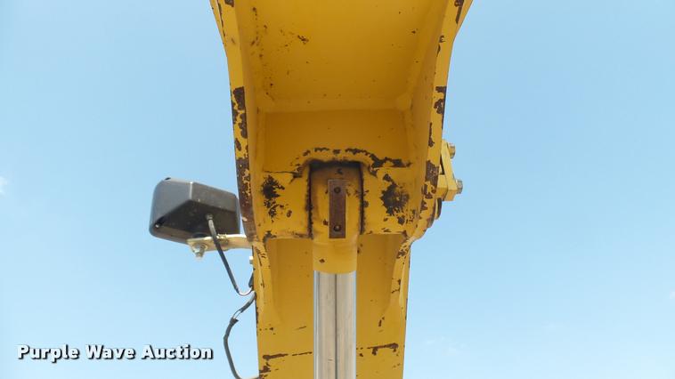 image for item DB3476 2005 Komatsu PC78MR-6 compact excavator
