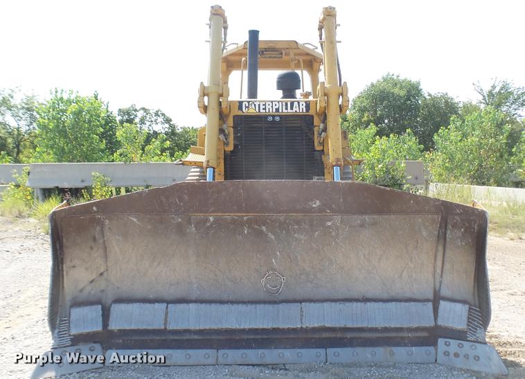 image for item DB3481 Caterpillar D7H dozer