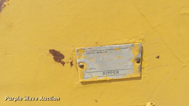 image for item DB3481 Caterpillar D7H dozer