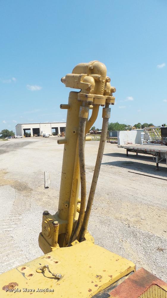 image for item DB3481 Caterpillar D7H dozer