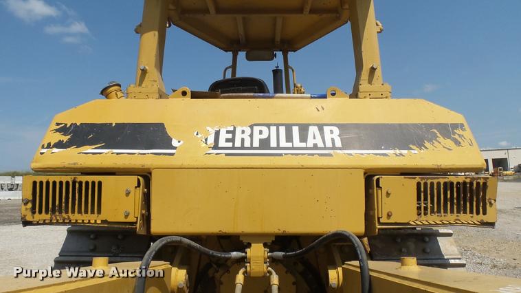 image for item DB3481 Caterpillar D7H dozer