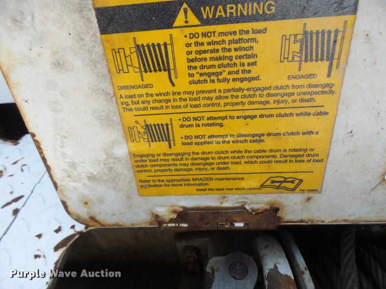 image for item DB5892 2001 International 4700 digger derrick truck