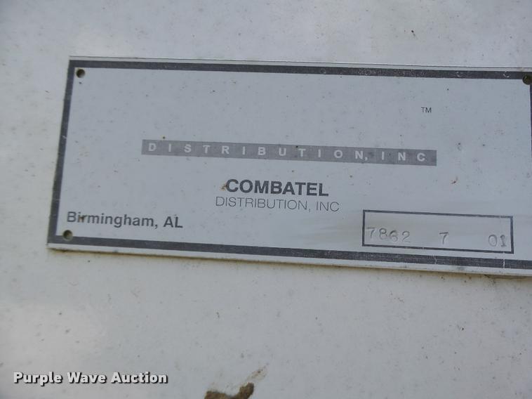 image for item DB5892 2001 International 4700 digger derrick truck