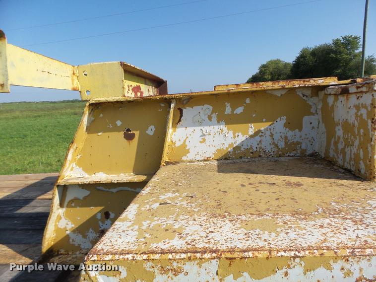 image for item DB5893 1972 Hyster lowboy equipment trailer