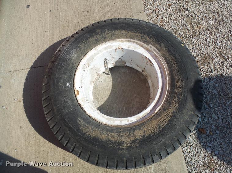 image for item DB5893 1972 Hyster lowboy equipment trailer