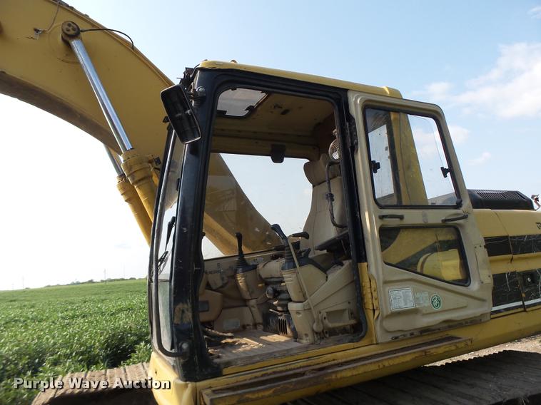 image for item DB5898 1995 Caterpillar 320L excavator