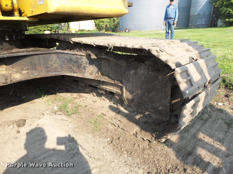 image for item DB5898 1995 Caterpillar 320L excavator